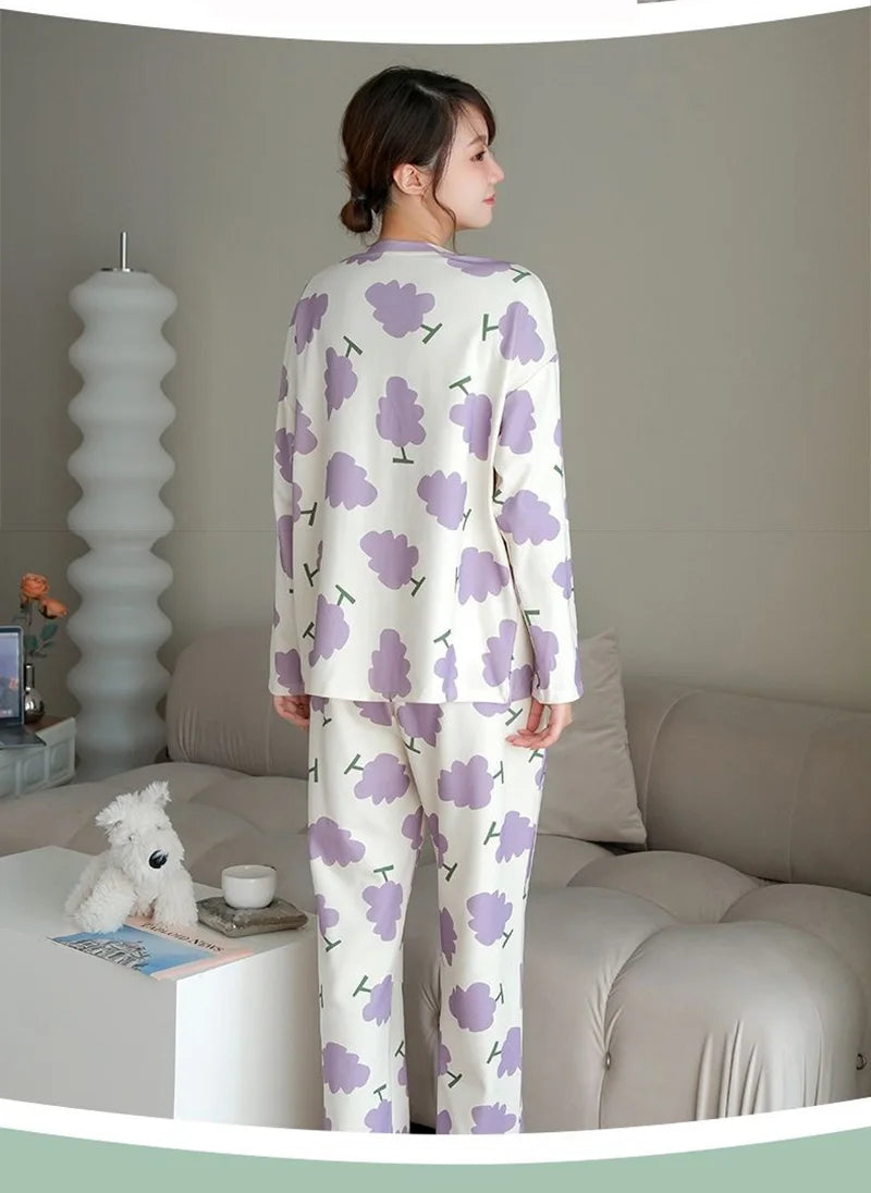 Long-Sleeved Nursing Pajamas with Chest Pads