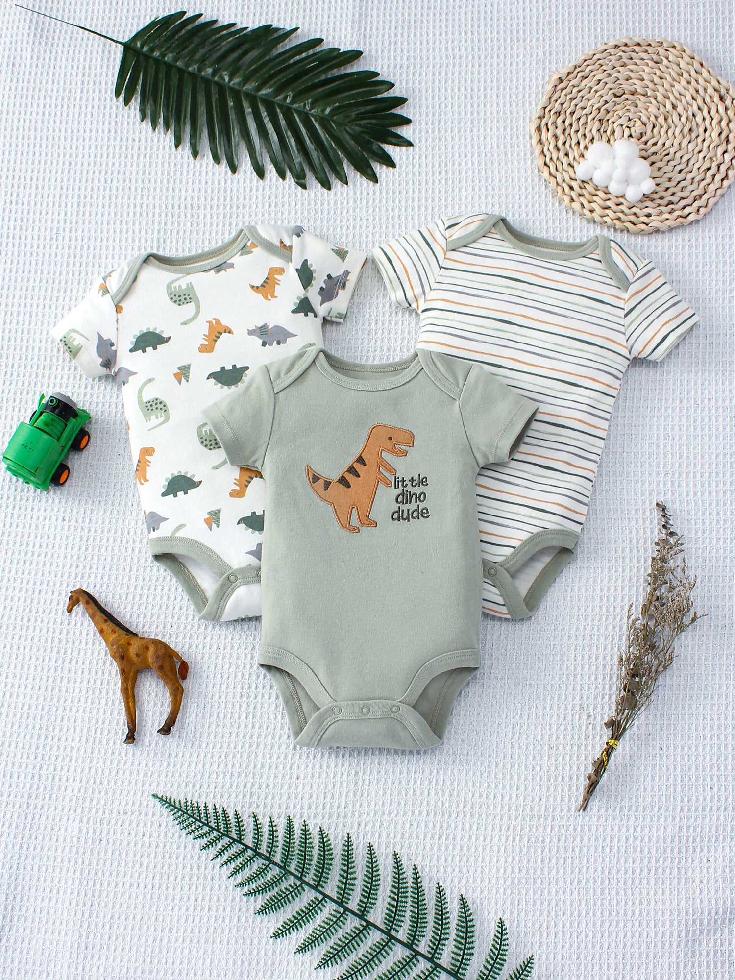3pce Cartoon Dinosaur Pattern and Stripe Pattern Set for 0-9 Months Old Boys